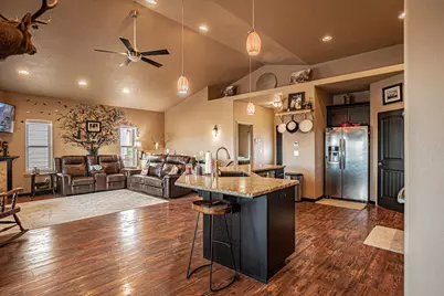 1050 Azure Way, Eagle Point, OR 97524 - Photo 13