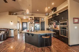 1050 Azure Way, Eagle Point, OR 97524 - Photo 17