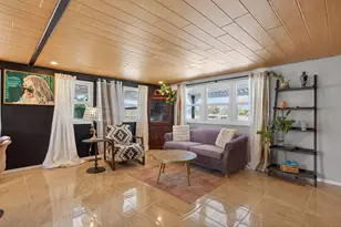 64900 Hunnell Rd, Bend, OR 97703 - Photo 9