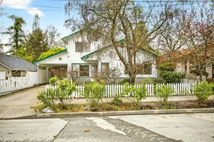 1206 NW Conklin Ave, Grants Pass, OR 97526 - Photo 41