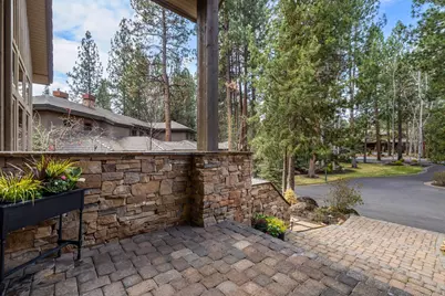 61727 Tam McArthur Loop, Bend, OR 97702 - Photo 3