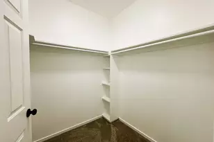 2069 NE Hollowtree Ln, Bend, OR 97701 - Photo 11