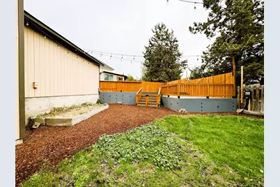 2069 NE Hollow Tree Lane, Bend, OR 97701 - Photo 29
