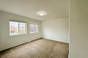 2069 NE Hollowtree Ln, Bend, OR 97701 - Photo 21