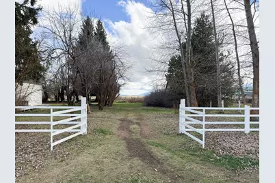 52312 5th Street, Fort Klamath, OR 97626 - Photo 5