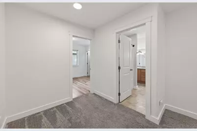 19811 Kenzie Avenue, Bend, OR 97702 - Photo 31