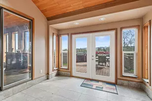 500 Mary Ann Dr, Jacksonville, OR 97530 - Photo 23