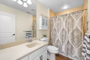 3773 Creek View Dr, Medford, OR 97504 - Photo 43