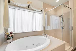 3773 Creek View Dr, Medford, OR 97504 - Photo 37