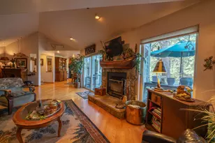 60655 River Bend Dr, Bend, OR 97702 - Photo 21