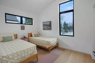 633 NE Marshall Ave, Bend, OR 97701 - Photo 17