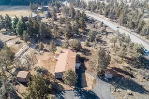 21395 Chasing Cattle Ln, Bend, OR 97701 - Photo 37