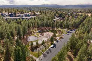 2531 NW Locke Ct, Bend, OR 97703 - Photo 45