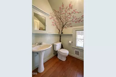 220 8th Street, Jacksonville, OR 97530 - Photo 23
