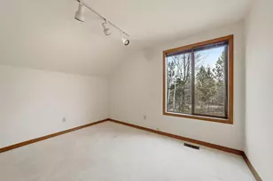 63940 E Quail Haven Dr, Bend, OR 97703 - Photo 25