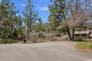 63940 E Quail Haven Dr, Bend, OR 97703 - Photo 39