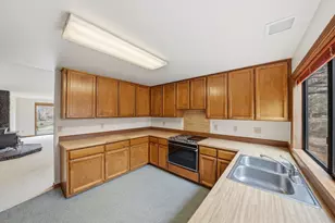 63940 E Quail Haven Dr, Bend, OR 97703 - Photo 13