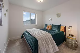 3712 NE Petrosa Ave, Bend, OR 97701 - Photo 19