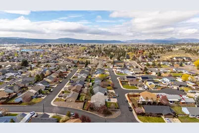 1122 NE Manzanita Street, Prineville, OR 97754 - Photo 33