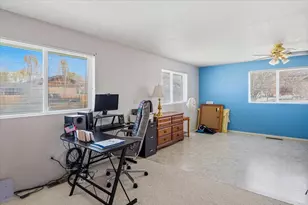 1122 NE Manzanita St, Prineville, OR 97754 - Photo 15