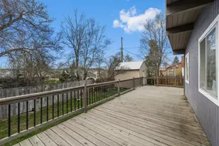 730 SE Turner St, Madras, OR 97741 - Photo 27