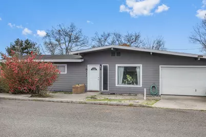 730 SE Turner Street, Madras, OR 97741 - Photo 1