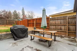 1334 NE 8th St, Bend, OR 97701 - Photo 39