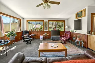 1971 Pioneer Rd, Talent, OR 97540 - Photo 11