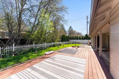 620 NW Morgan Lane, Grants Pass, OR 97526 - Photo 35