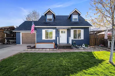 1037 Vista Drive, Grants Pass, OR 97527 - Photo 1