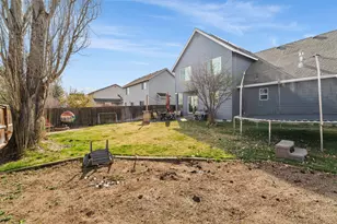 21266 Capella Pl, Bend, OR 97702 - Photo 7