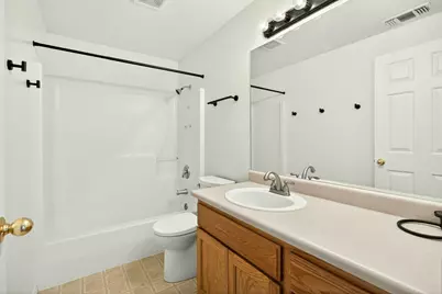 460 Montclair Way, Eagle Point, OR 97524 - Photo 17