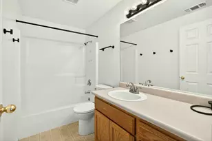 460 Montclair Way, Eagle Point, OR 97524 - Photo 17