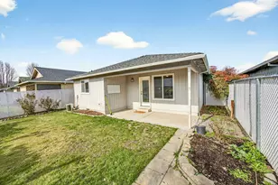 460 Montclair Way, Eagle Point, OR 97524 - Photo 23