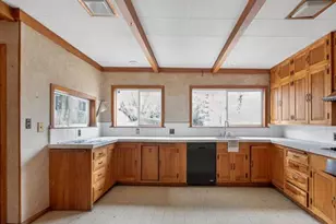 1426 SE Overlook Ave, Roseburg, OR 97470 - Photo 9