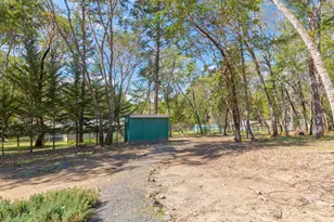 260 Highwood Ln, Grants Pass, OR 97527 - Photo 37