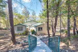 260 Highwood Ln, Grants Pass, OR 97527 - Photo 51