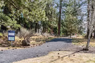60885 Oasis Pl, Bend, OR 97702 - Photo 31