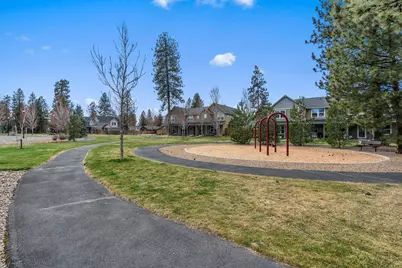 858 N Trinity Way, Sisters, OR 97759 - Photo 23