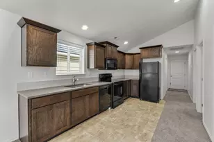 858 N Trinity Way, Sisters, OR 97759 - Photo 11