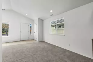 858 N Trinity Way, Sisters, OR 97759 - Photo 9