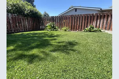 1737 NE 7th Street, Redmond, OR 97756 - Photo 5