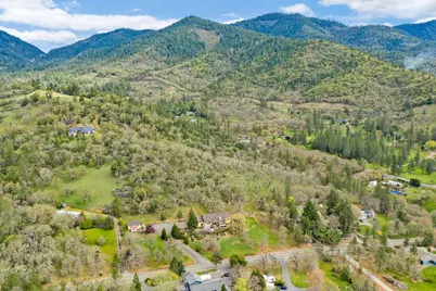 240 Mina Lane, Grants Pass, OR 97526 - Photo 69