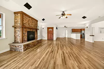 240 Mina Lane, Grants Pass, OR 97526 - Photo 9