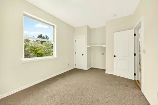 240 Mina Ln, Grants Pass, OR 97526 - Photo 41