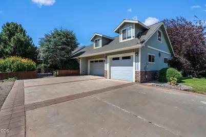 2922 SE Triangle Outfit Drive, Prineville, OR 97754 - Photo 1