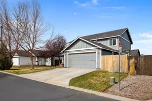 20090 Mt Faith Pl, Bend, OR 97702 - Photo 3