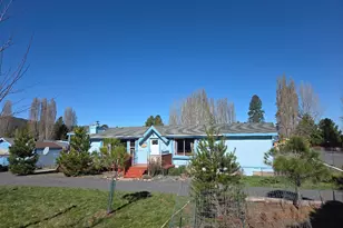 14204 Ravenwood Dr, Klamath Falls, OR 97601 - Photo 1