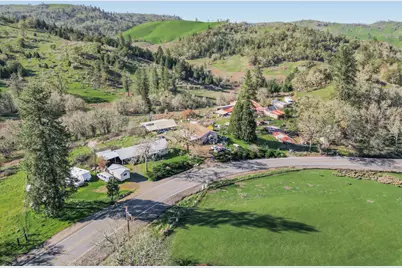 2268 Sunshine Road, Roseburg, OR 97470 - Photo 5