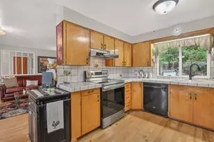 3336 Midway Ave, Grants Pass, OR 97527 - Photo 11